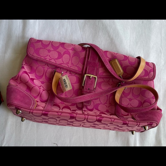 Coach Soho Signature C 6818 Pink Canvas Shoulder Bag NEW with Tags NWT - Picture 2 of 7
